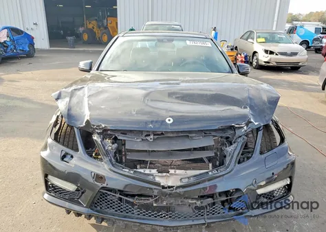 2010 Mercedes-Benz E 63 Amg z USA, uszkodzony, nr VIN WDDHF7HBXAA086175